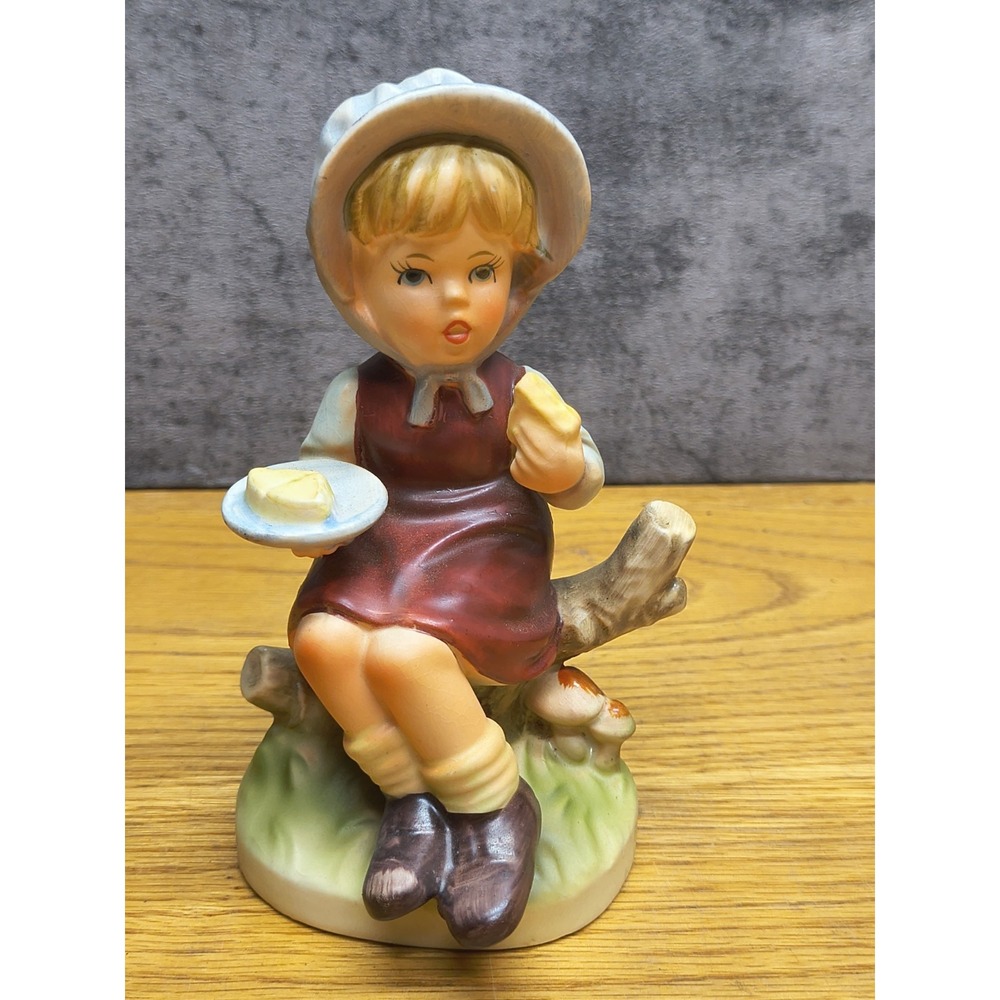 Vintage Napcoware Porcelain Figurine ~ Girl Eating Cake ~ # C8420